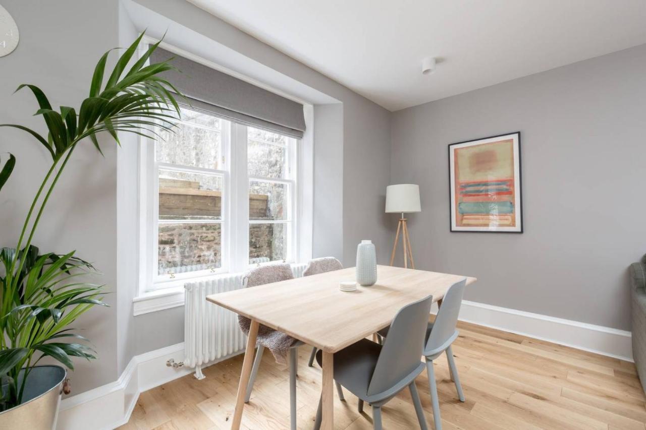 Joivy Luxurious 2Br Home Near Haymarket Station EDI Exterior foto