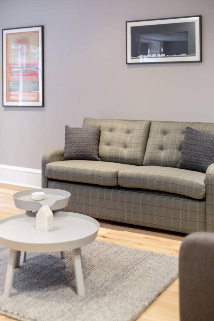 Joivy Luxurious 2Br Home Near Haymarket Station EDI Exterior foto